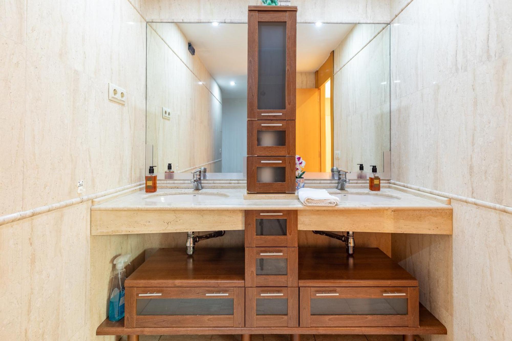 Penthouse Duplex In A 4 Floors Spanish House -8 Min To Center By Metro 발렌시아 외부 사진